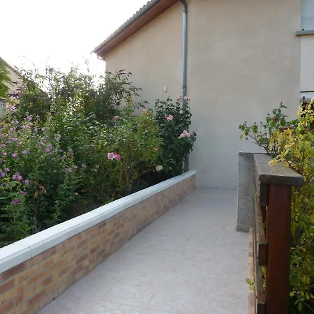 Апартаменты Les Terrasses De Bellemoure *